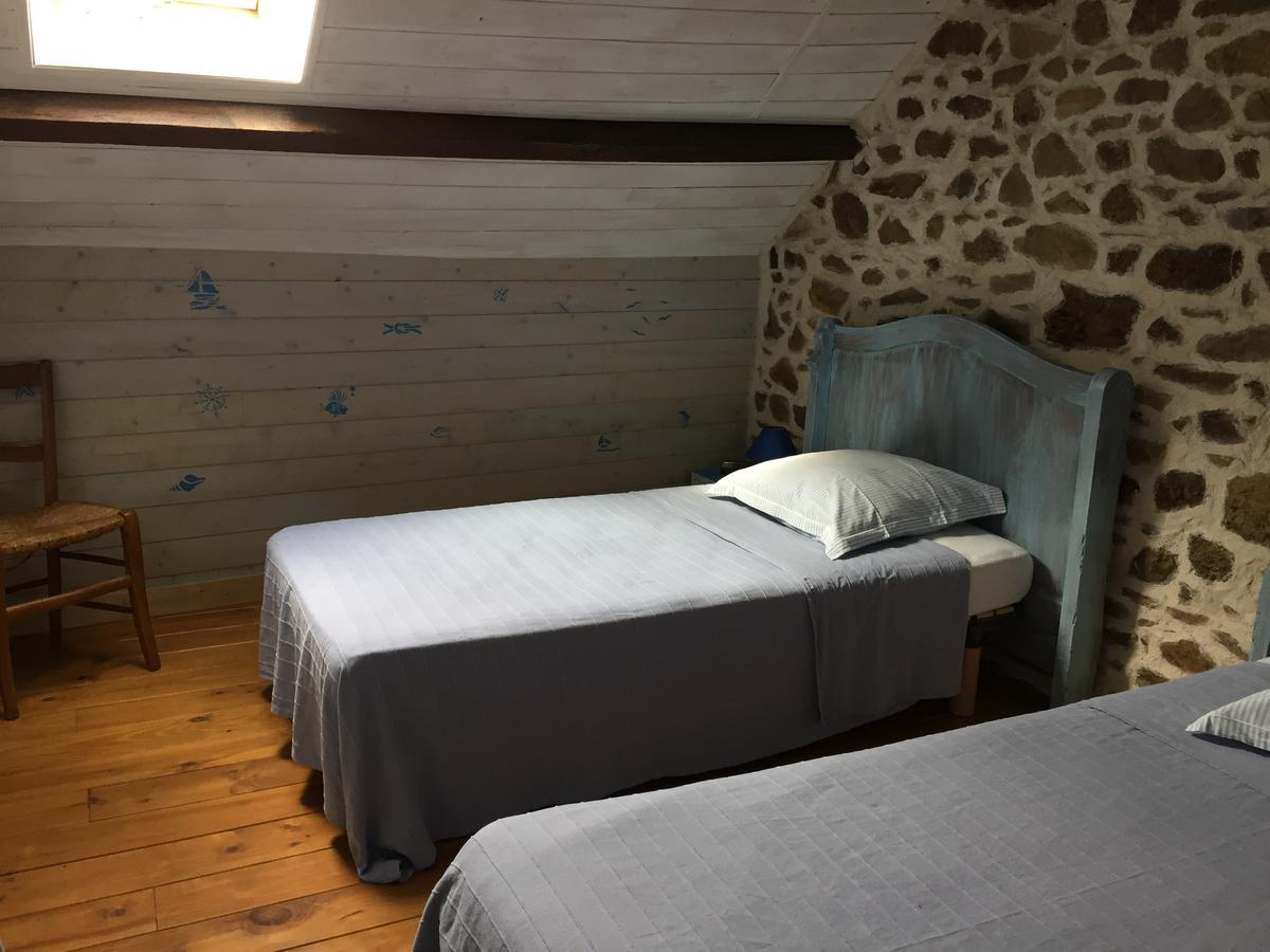 Gites Au Clos Du Lit Saint-Aaron Ngoại thất bức ảnh